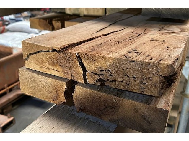 Europese eiken balken 1.048 m³ - afbeelding 4 van  7