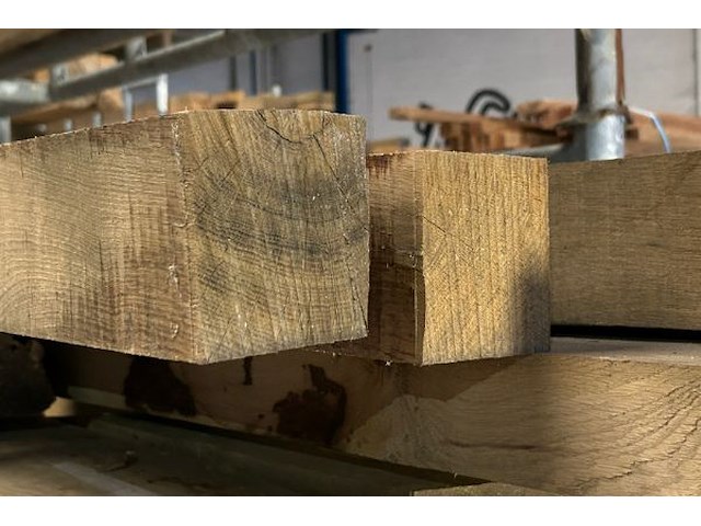 Europese eiken balken 1.048 m³ - afbeelding 7 van  7