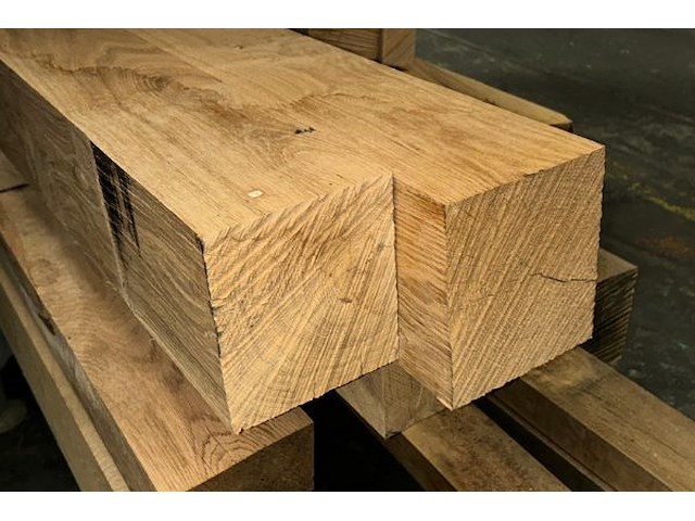 Europese eiken balken 1.112 m³ - afbeelding 4 van  6