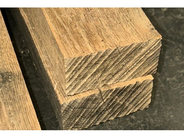 Europese eiken balken 1.112 m³ - afbeelding 5 van  6