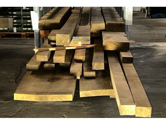 Europese eiken balken 1.116 m³ - afbeelding 2 van  7