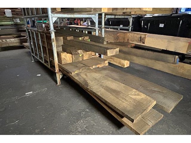 Europese eiken balken 1.116 m³ - afbeelding 3 van  6