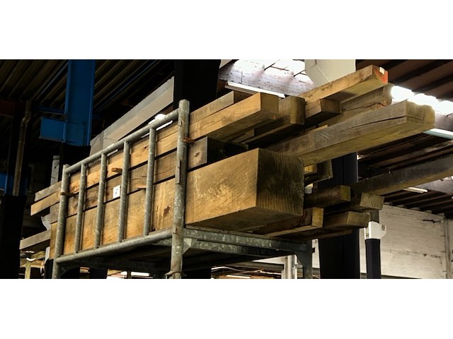 Europese eiken balken 1.393 m³ - afbeelding 1 van  7