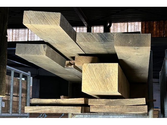 Europese eiken balken 1.510 m³ - afbeelding 2 van  5