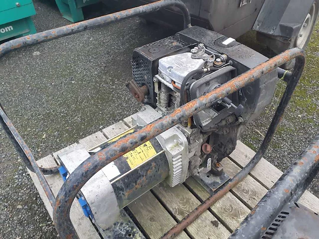 Europower - ep4200d - generator - 2002 - afbeelding 3 van  6