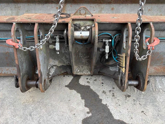 Eurosteel - hkb 185-2 - graafbak - afbeelding 5 van  6