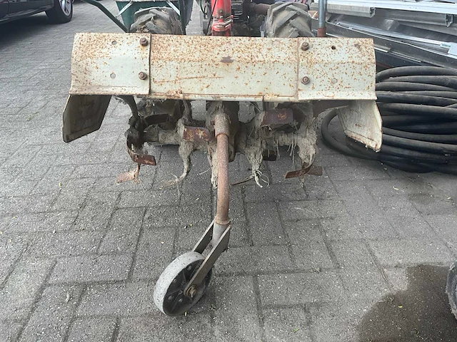 Eurosystems p 80 grondfrees - afbeelding 5 van  11