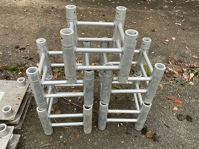 Eurotruss - 30x30 - tussenstuk l250mm aluminium trussen (5x) - afbeelding 1 van  5