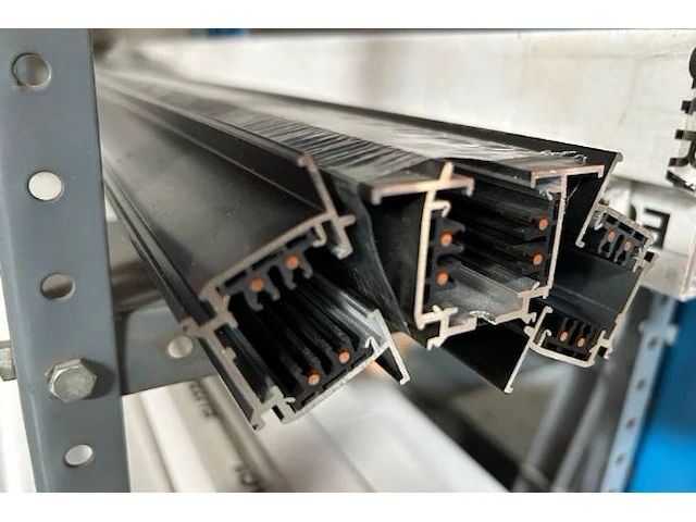 Eutrac opbouw/stroomrails - afbeelding 3 van  8