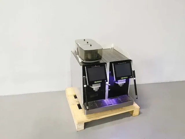 Eversys - e line - coffee machine - afbeelding 2 van  3