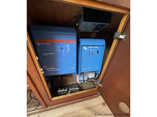 Ex parlevinker/pleziervaartuig christoffelle, bouwwerf jacht en scheepsbouw eltink mook nederland,motor daf 615 dt m, stand motor 4932u, bouwjaar 1964, afm plm 16,10x5,10x1,20x5m, regnr b-772523, europanr 03320205 - afbeelding 8 van  23