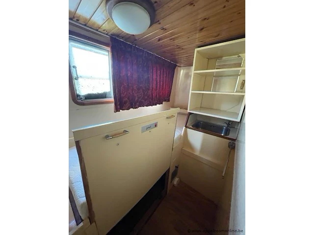 Ex parlevinker/pleziervaartuig christoffelle, bouwwerf jacht en scheepsbouw eltink mook nederland,motor daf 615 dt m, stand motor 4932u, bouwjaar 1964, afm plm 16,10x5,10x1,20x5m, regnr b-772523, europanr 03320205 - afbeelding 11 van  23