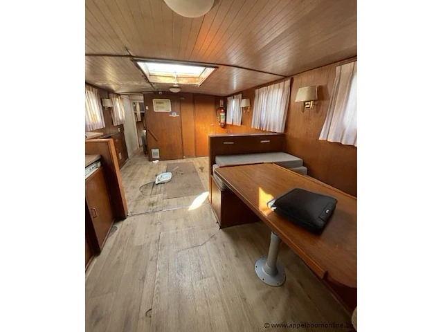 Ex parlevinker/pleziervaartuig christoffelle, bouwwerf jacht en scheepsbouw eltink mook nederland,motor daf 615 dt m, stand motor 4932u, bouwjaar 1964, afm plm 16,10x5,10x1,20x5m, regnr b-772523, europanr 03320205 - afbeelding 23 van  23