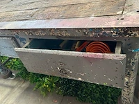 Exclusieve mobiele vintage werktafel - afbeelding 3 van  9