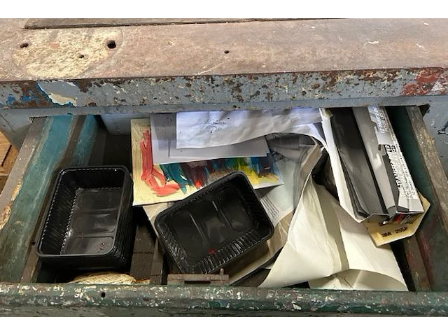 Exclusieve mobiele vintage werktafel - afbeelding 8 van  9