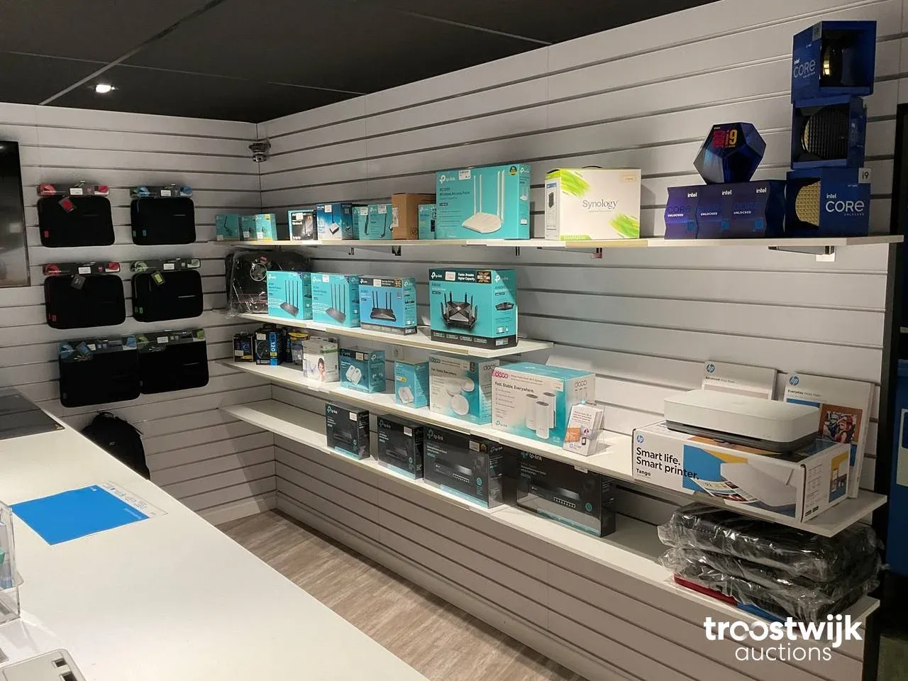 Executieverkoop computerwinkel wegens faillissement