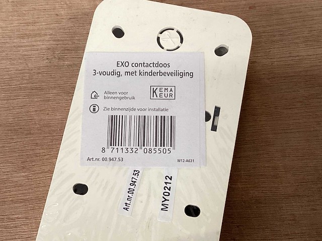 Exo wandcontactdoos 3 voudig, opbouw (144x) - afbeelding 2 van  4