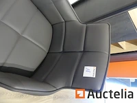 Expositie studio meubilair - afbeelding 12 van  21