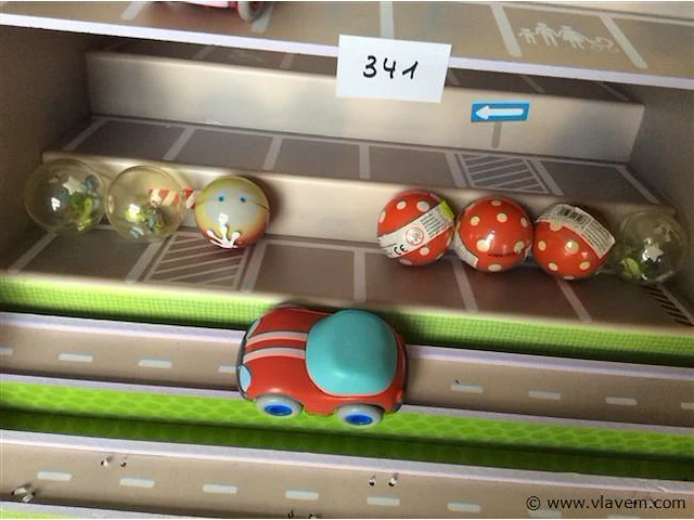 Extra auto's en ballen - afbeelding 2 van  3