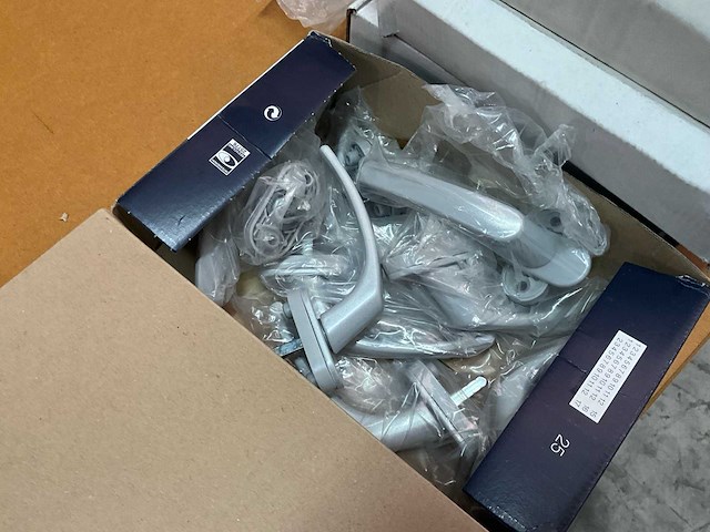 Extra bundel accessoires voor binnendeuren - afbeelding 13 van  38