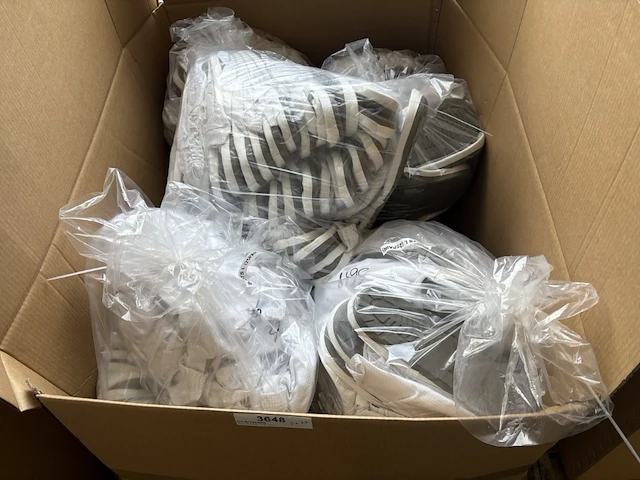 Fabcontent - 750x cleanroom boots white + overshoes - afbeelding 1 van  2