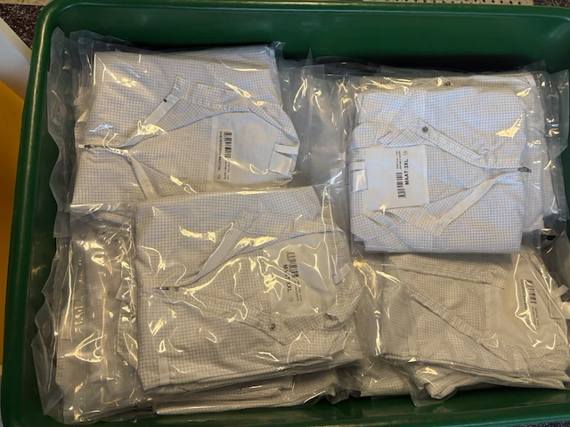 Fabcontent - 750x cleanroom suit white (overall & hood) - afbeelding 1 van  3