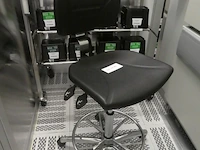 Fabcontent - cleanroom chair oxford - afbeelding 1 van  2