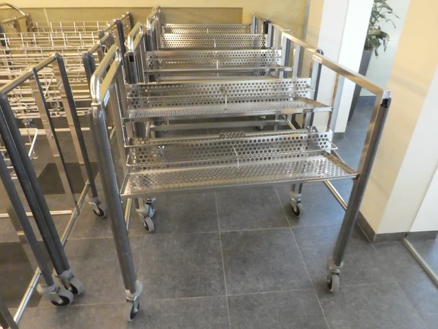 Fabcontent - cleanroom inox cart for 8 lots 4x - afbeelding 2 van  2