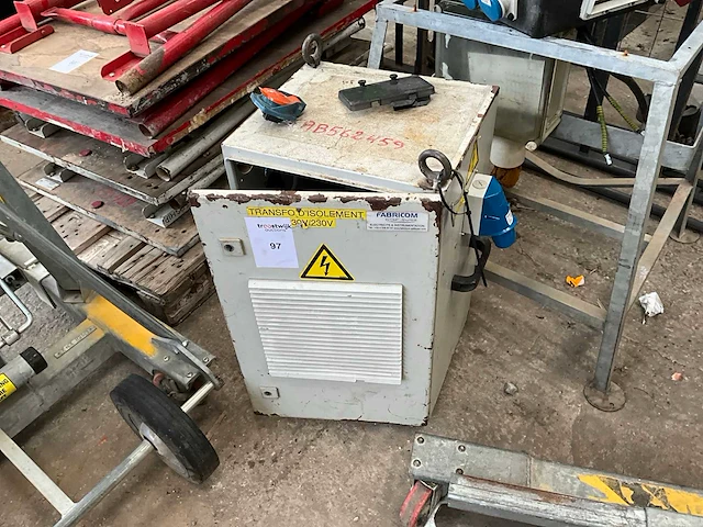 Fabricom transformator na te zien - afbeelding 1 van  4