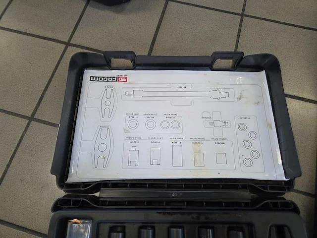 Facom 911b diesel engine compression test set - afbeelding 3 van  7