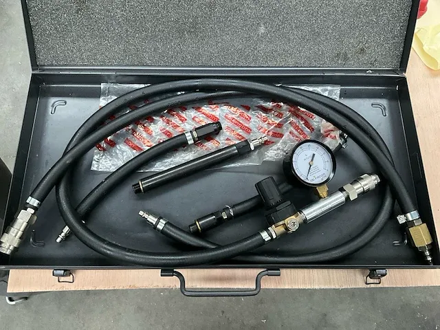 Facom motorlektester - afbeelding 1 van  2