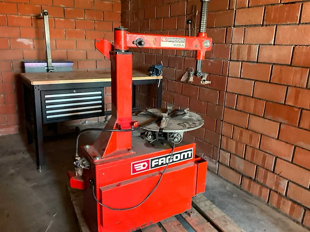 Facom u210 a bandenmachine - afbeelding 2 van  7