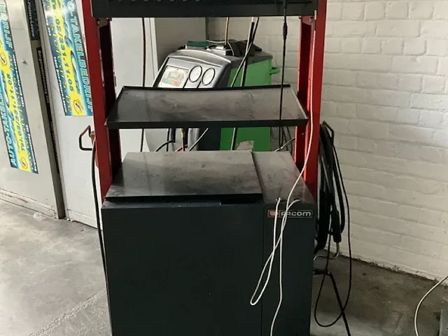 Facom xr.742-4 multigaz uitlaatgassen diagnoseapparaat - afbeelding 1 van  5