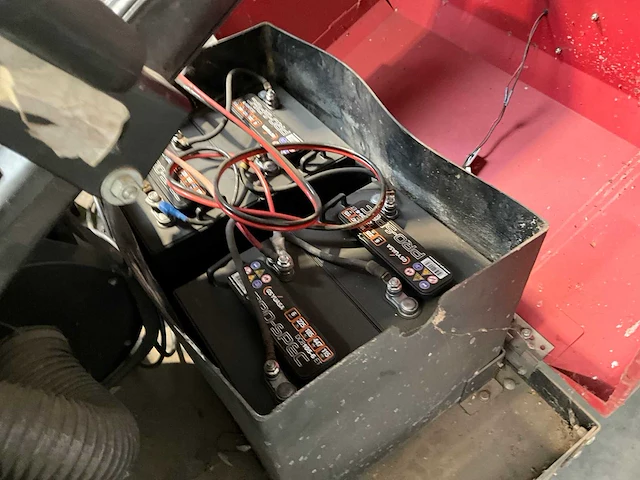 Factory cat zelfrijdende veegmachine - afbeelding 8 van  27