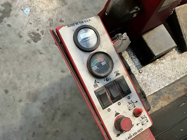 Factory cat zelfrijdende veegmachine - afbeelding 11 van  27