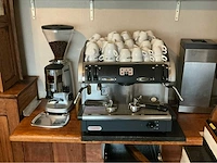 Faema koffiezet en bonenmaler koffiemachine - afbeelding 2 van  6