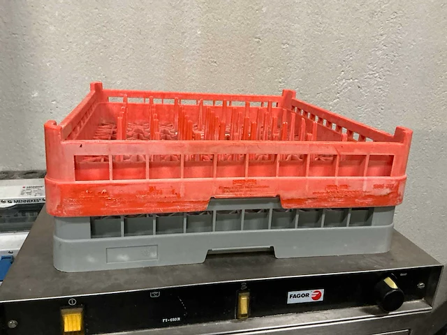 Fagor fi-650r korvenvaatwasmachine - afbeelding 8 van  8