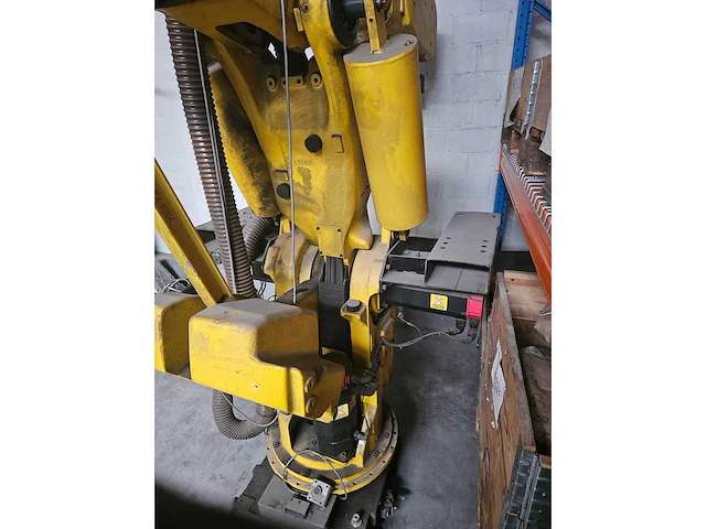 Fanuc s-420i met bedieningsconsole - afbeelding 5 van  10