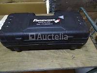 Fanzwork ft-w2302-2 betonschuurmachine in zijn koffer - afbeelding 6 van  7