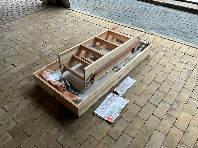Farko lkw komfort - zoldertrap - afbeelding 7 van  9