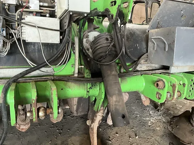 Farmtec spitfrees met zaaimachine - afbeelding 18 van  21