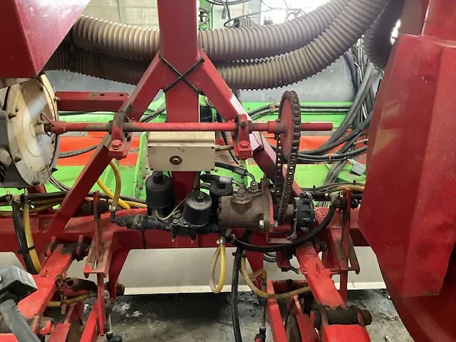 Farmtec spitfrees met zaaimachine - afbeelding 21 van  21