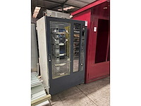 Fas - brood - automat - afbeelding 5 van  5