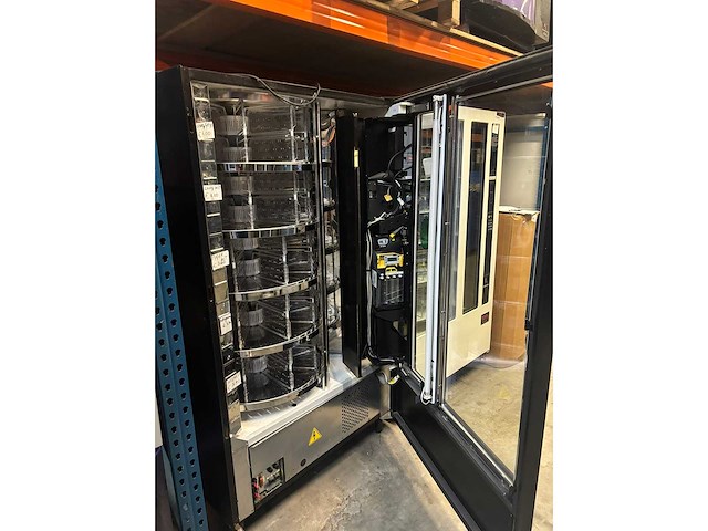 Fas - brood - verkoopautomaat - afbeelding 7 van  11