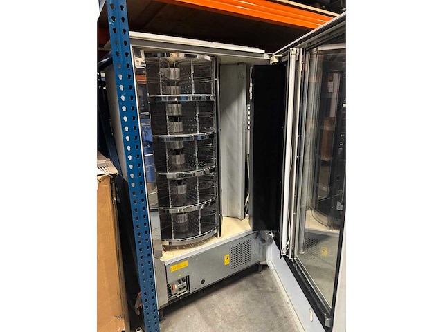 Fas - brood - verkoopautomaat - afbeelding 4 van  9