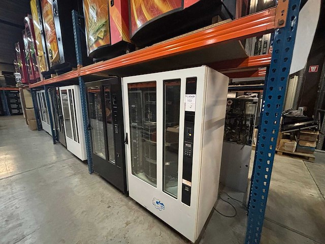 Fas - brood - verkoopautomaat - afbeelding 3 van  11