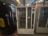 Fas - brood - verkoopautomaat - afbeelding 2 van  7