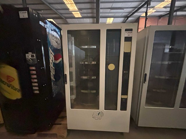 Fas - brood - verkoopautomaat - afbeelding 3 van  7