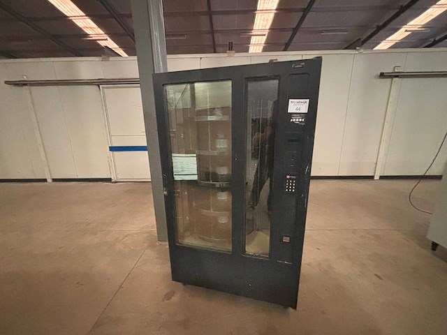 Fas - brood - verkoopautomaat - afbeelding 4 van  7