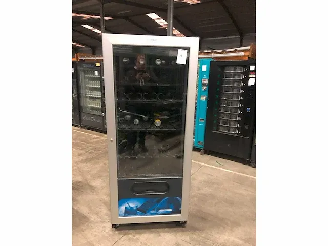 Fas - faster - 700 - vending machine - afbeelding 1 van  5